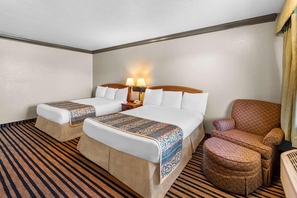 Americas Best Value Inn Vacaville Room photo