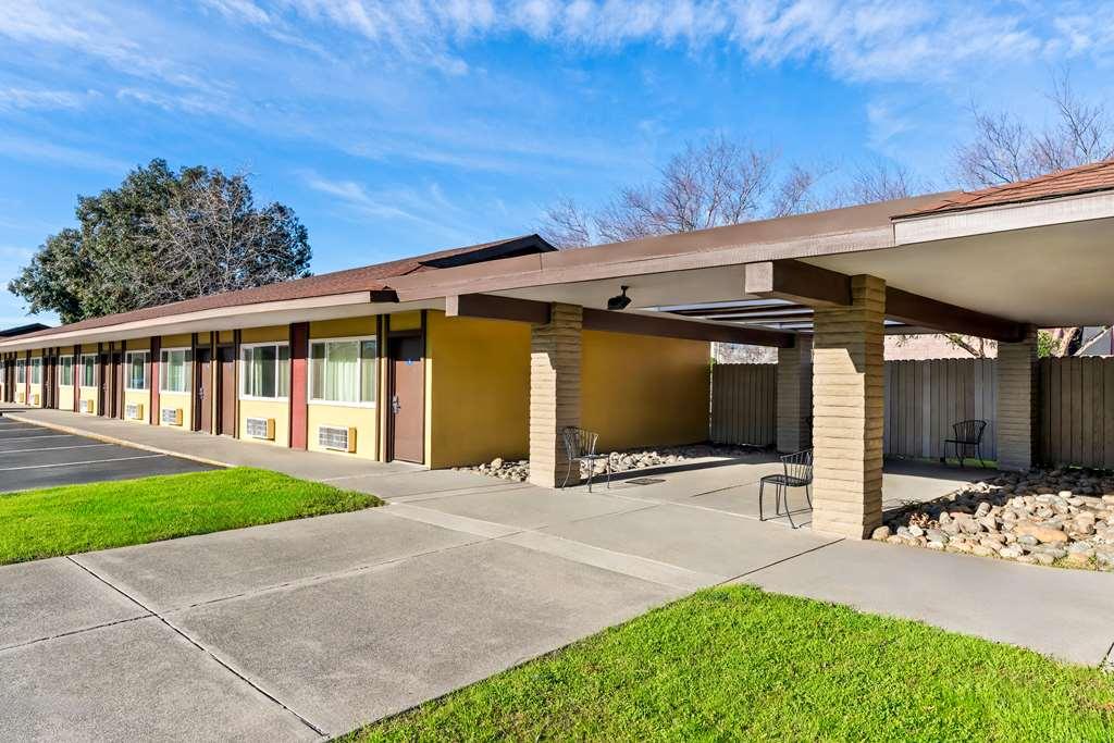 Americas Best Value Inn Vacaville Exterior photo